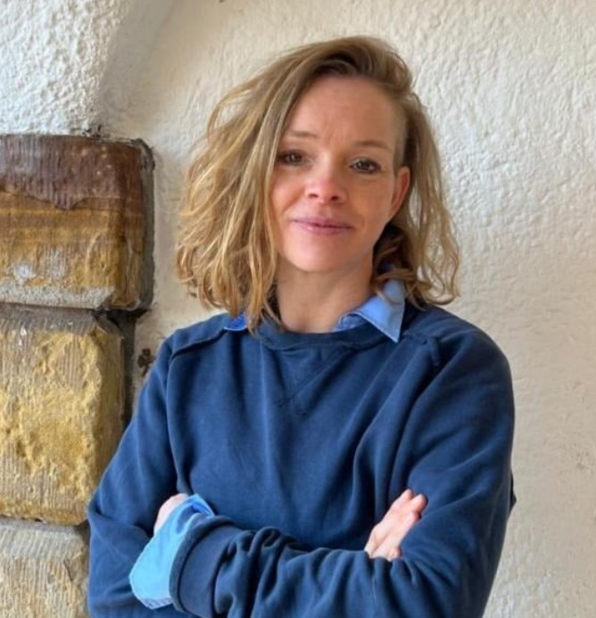 Systemische Beratung & mentale Gesundheitsbegleitung für Mütter von Anne Planz: Als systemische Beraterin und hypnosystemische Begleiterin unterstütze ich Frauen auf ihrem Weg durch Schwangerschaft, Geburt und Wochenbett – ressourcenorientiert, achtsam und stabilisierend.